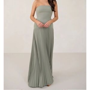 Park & Fifth Daphne Bridesmaid Dress - Sage Green - Size Small